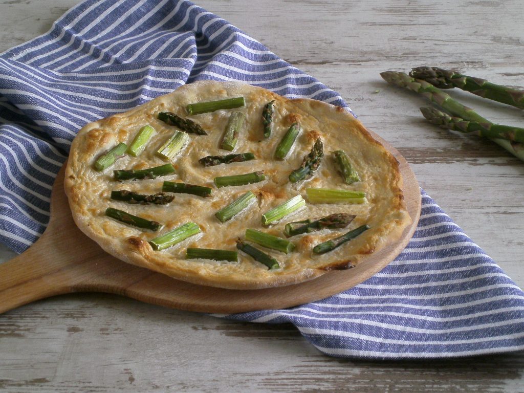 Rezepte - Pizza - Flammkuchen - grüner Spargel - weizenfrei