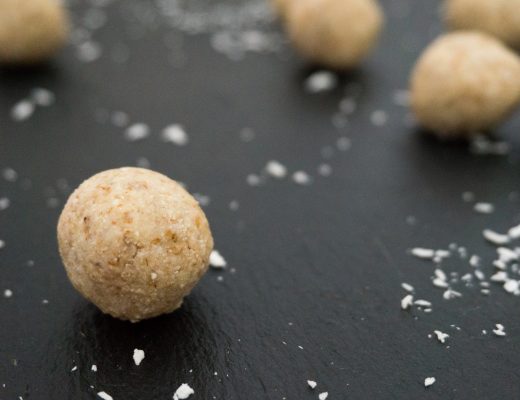 Rezepte - Snacks - Süßes - Kokos-Erdmandel-Kugeln - glutenfrei - vegan - paleo - aip