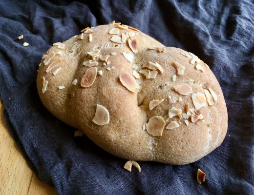 gesunder Hefezopf - Osterzopf - glutenfrei vollwertig vegan zuckerfrei